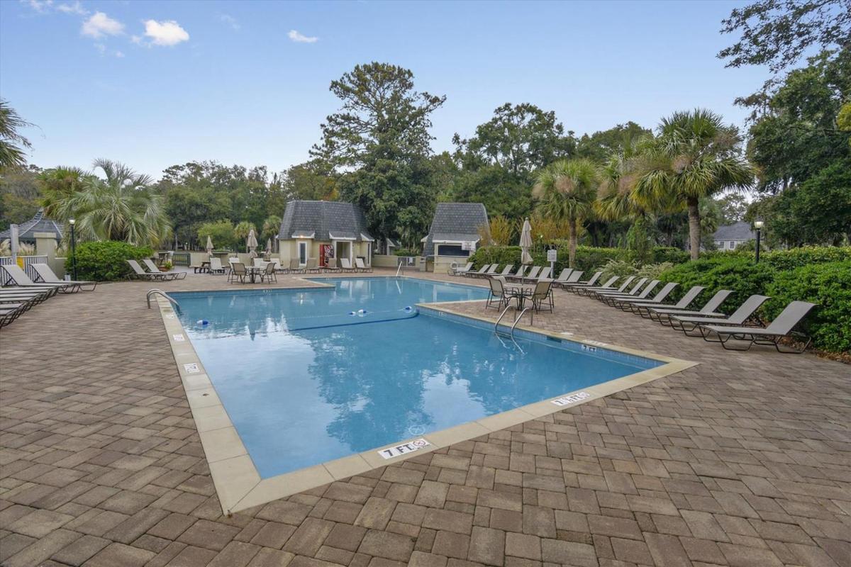 Evian 257 - B&B Hilton Head