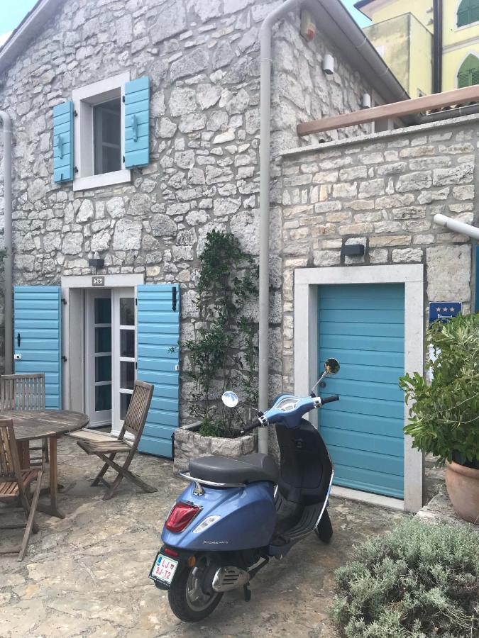 Charming holiday house in Vrsar - Chambres d’hôtes