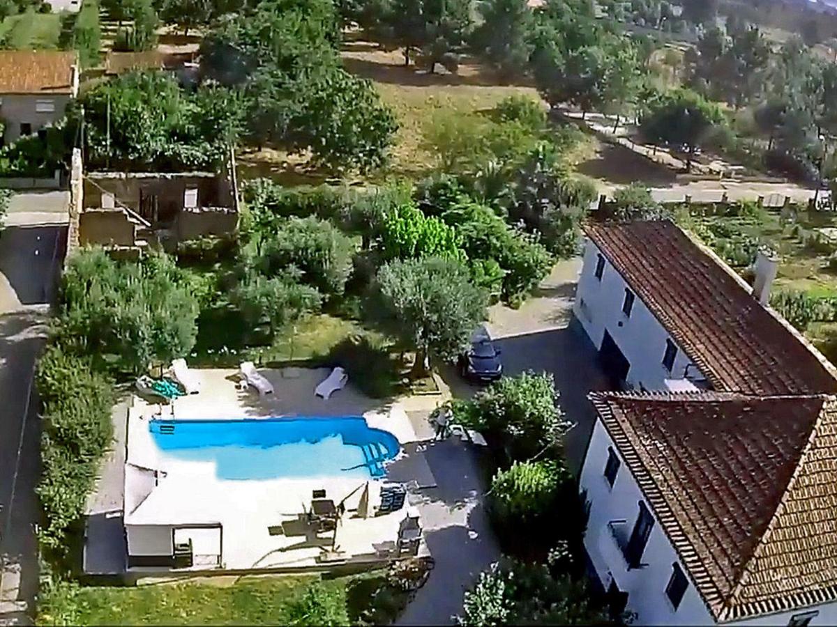 Totally Private 2-bedroom apartment & private solar heated pool WiFi, AC - B&B