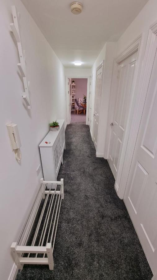 No 62 A Smart Stay in Southampton - GREAT PRICE and Stylish 2-Bed - Free Parking - Chambres d'hôtes Southampton