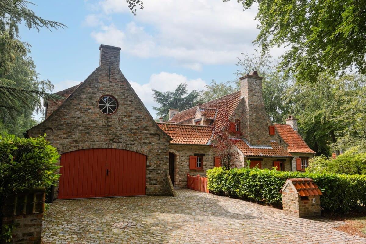 B&B Jabbeke - Authentic Villa 'Amore' located in nature near Bruges - Bed and Breakfast Jabbeke