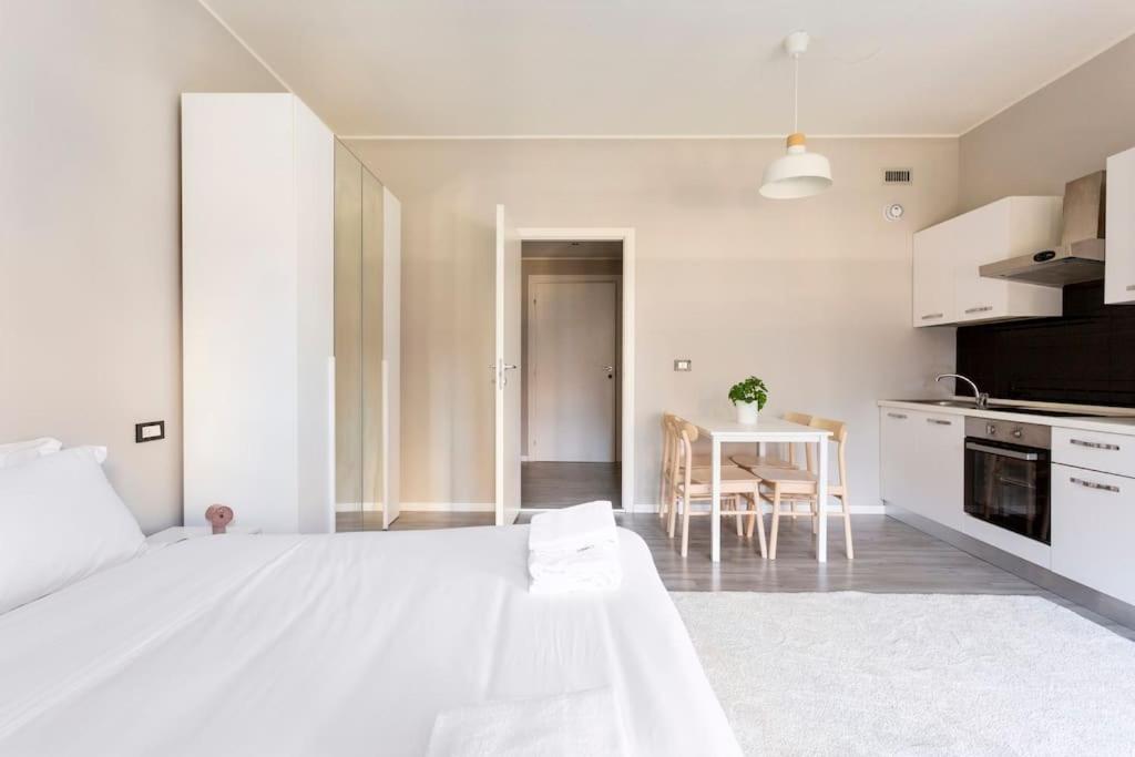 HACCA Collection - Buenos Aires & Central Station Studio - B&B Milano