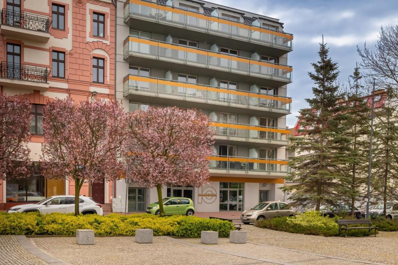 Modern Studio with Garden in Świnoujście by Noclegi Renters - Bed and Breakfast