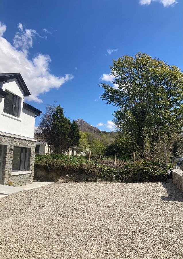 Luxury 3 Bed Townhouse Letterfrack Village Connemara National Park - Chambres d'hôtes Letterfrack