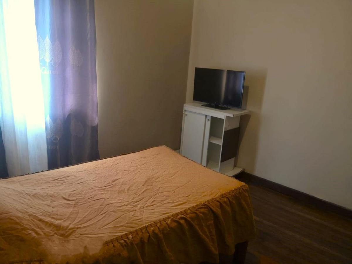 Single Room with Shared Bathroom