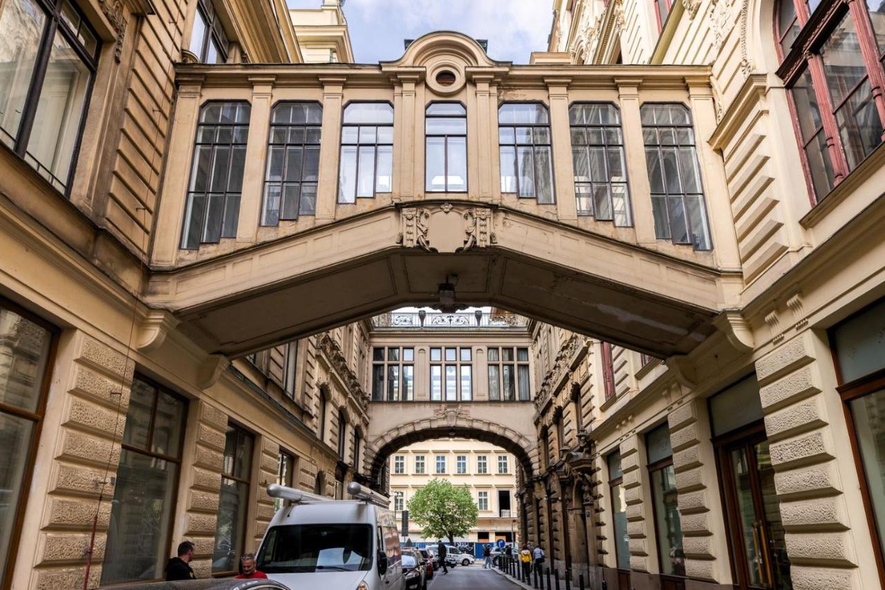 Modern urban room in the city center of Prague - Chambres d’hôtes Prague