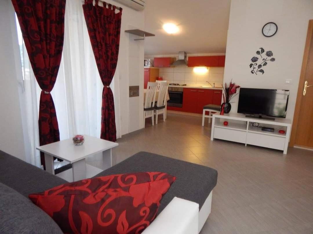Apartmani Mastrinka - Bed and Breakfast Vinišće