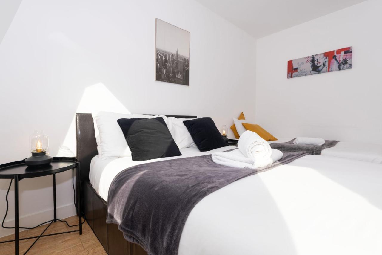 B&B London - Shoreditch Apartments by DC London Rooms - Bed and Breakfast London