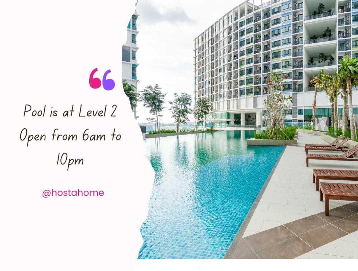 HostaHome Suites at I-City, Central Mall - B&B