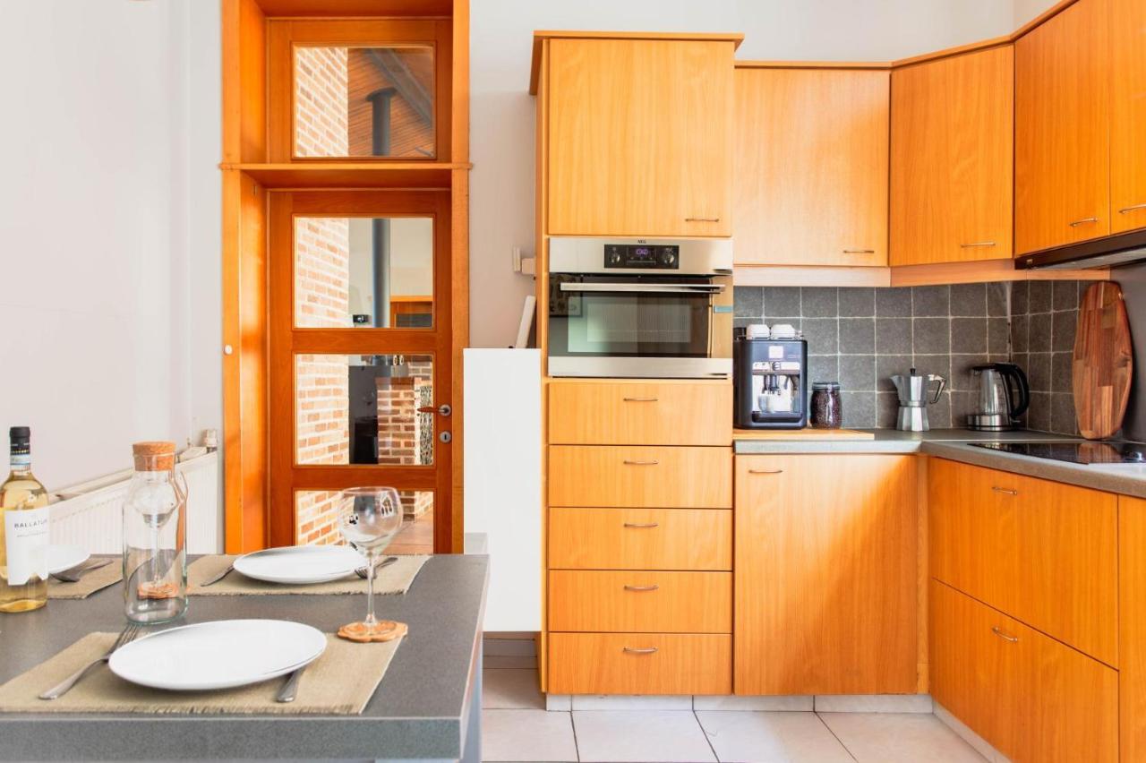 Authentic house with playroom and infrared sauna - B&B Bilzen