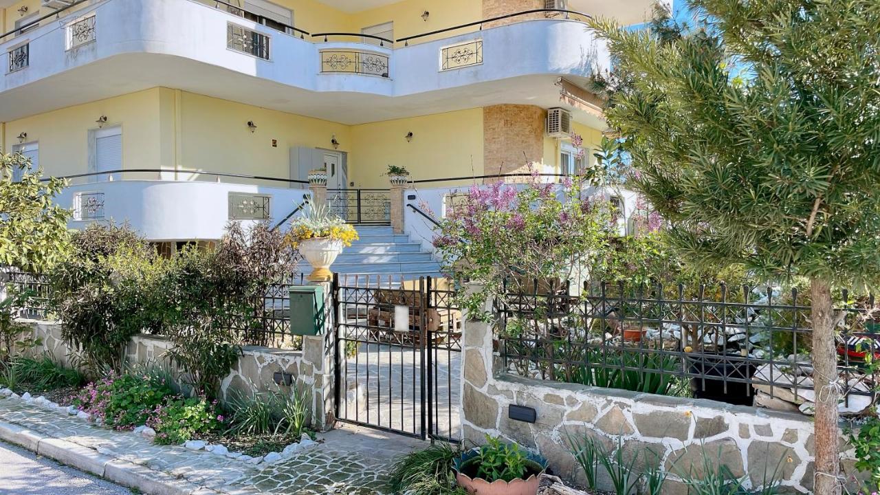 Garden Beach House - B&B