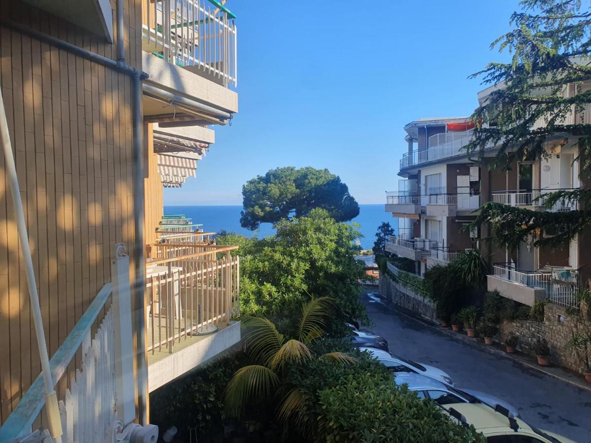 Casa Lela vista mare posto auto, - B&B Sanremo
