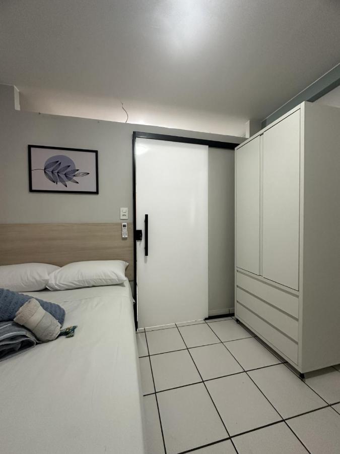 Apartamento compacto e reformado na Asa Norte 112 - B&B