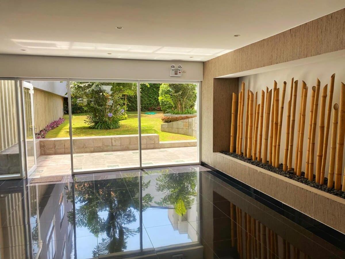 Stylish 2BR at Malecon - B&B