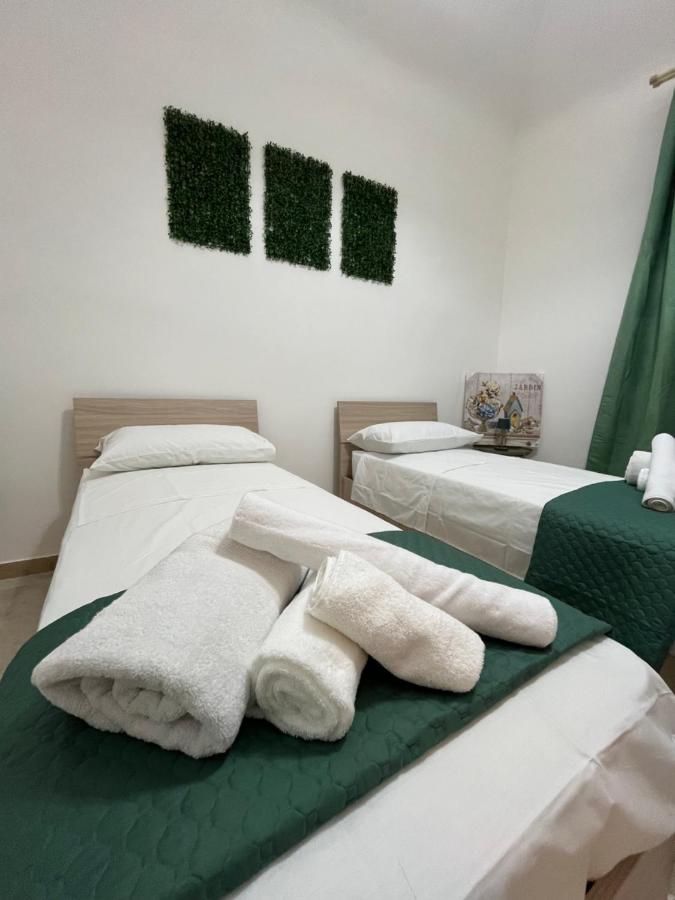 Doppel- oder Zweibettzimmer
