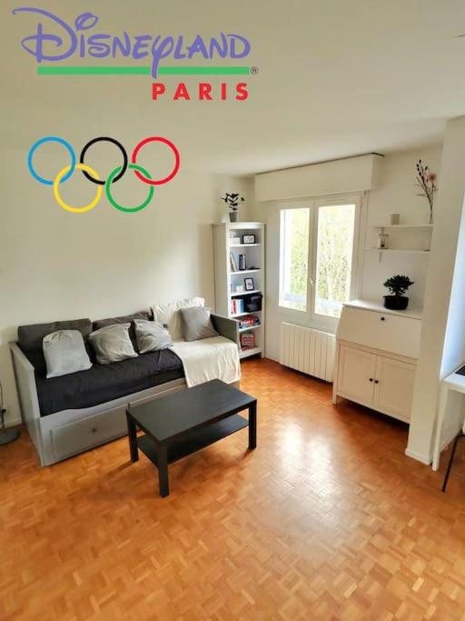 B&B Noisiel - Appartement Disneyland / Paris - Bed and Breakfast Noisiel