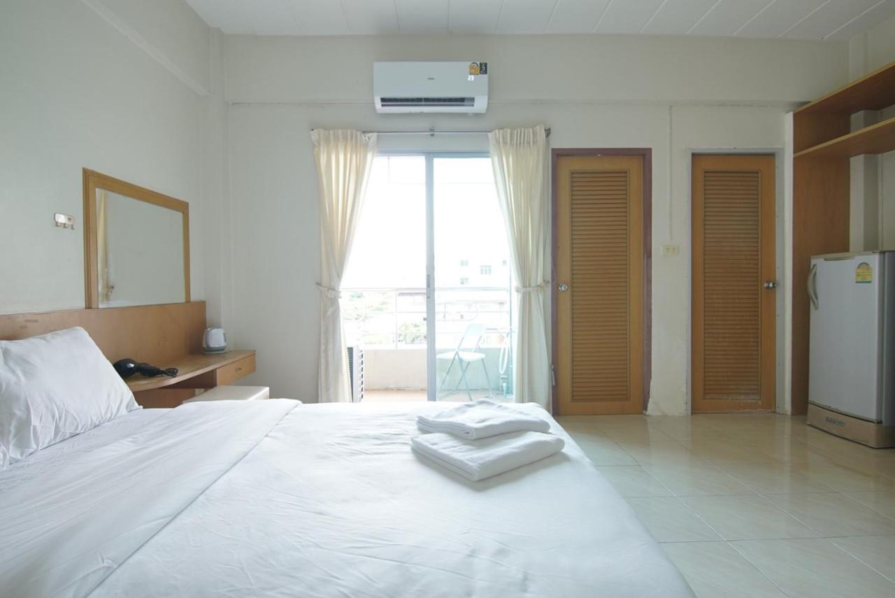 B&B Lat Krabang - โกอินน์ สนามบินสุวรรณภูมิ GO INN Suvarnabhumi Airport - Bed and Breakfast Lat Krabang