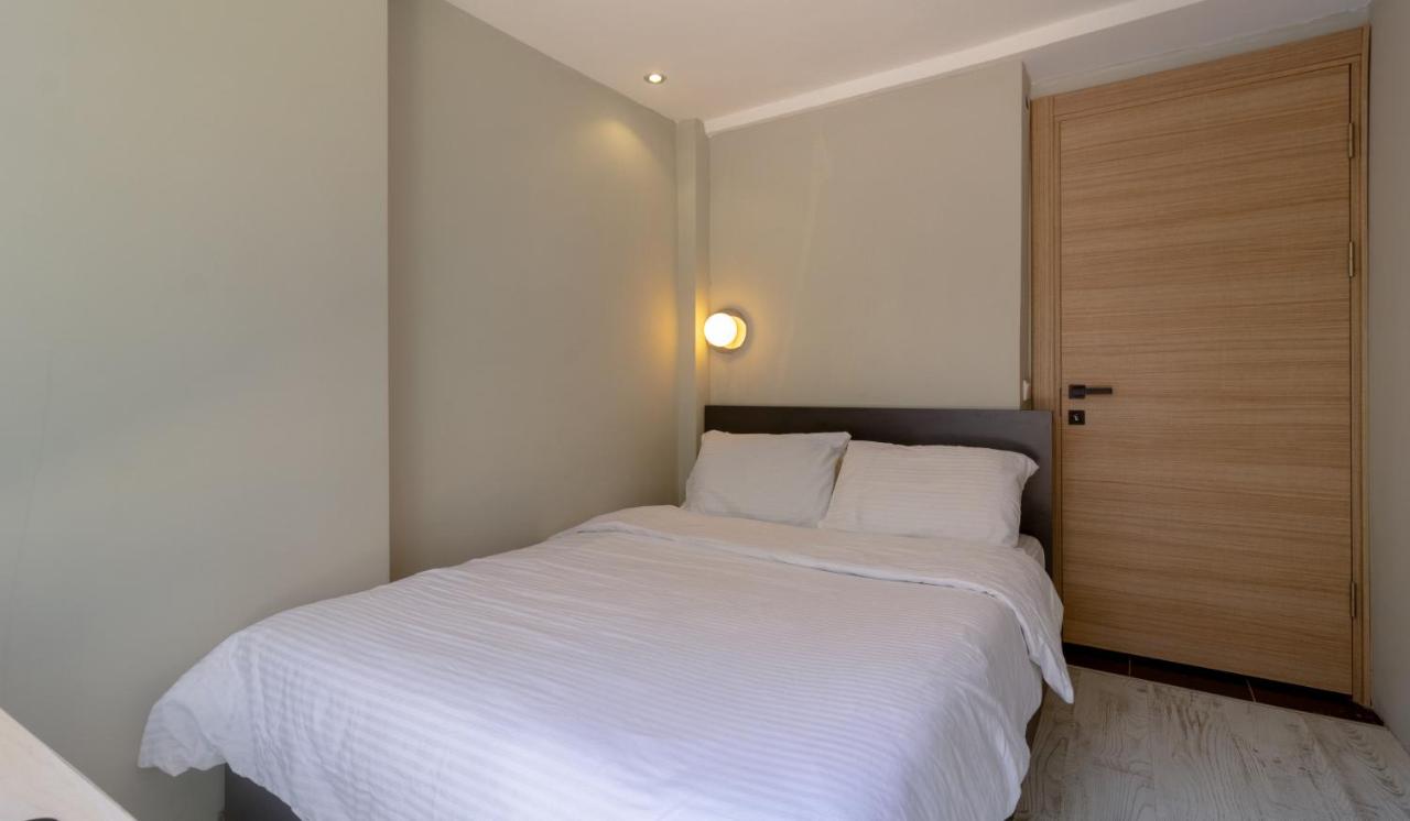 Suite with Garden View
