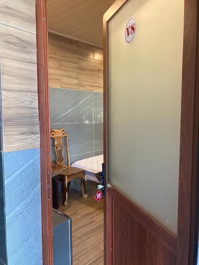 Standard Double Room with Shared Bathroom