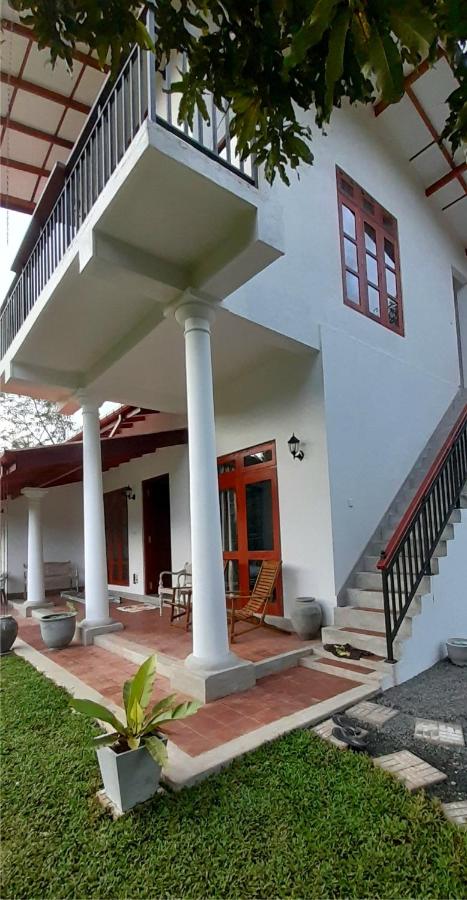 Monara Villa- luxury 3Ac rooms, pool, for Retreat - Ferienwohnung Galle
