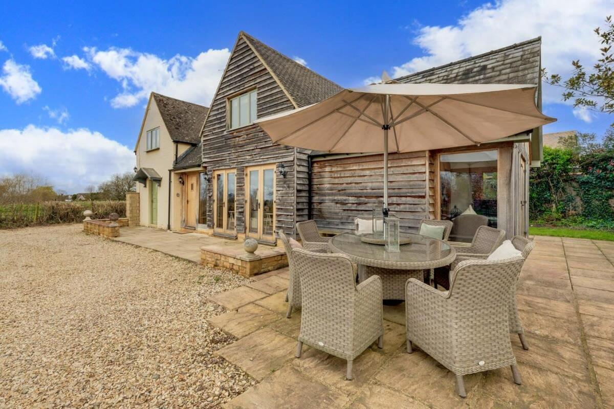 Hiron's Piece - Hot Tub Packages Available - Ferienwohnung Weston Subedge