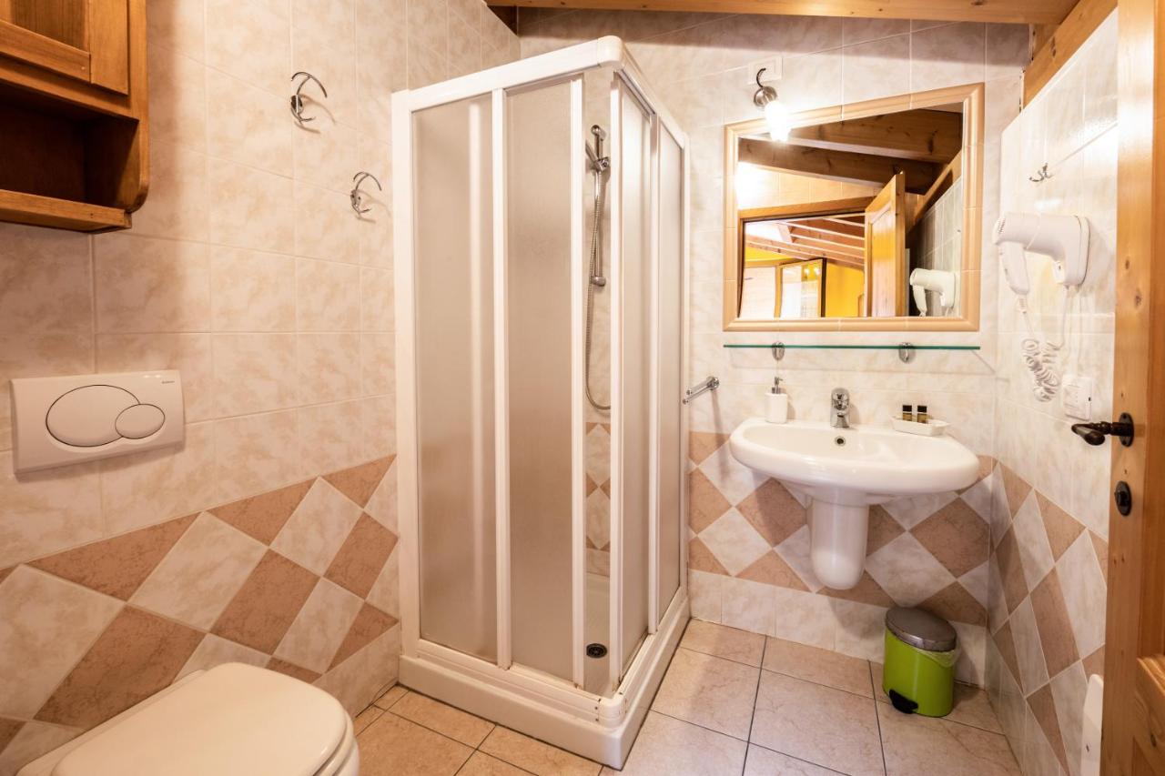 Chambre Double avec Baignoire Spa