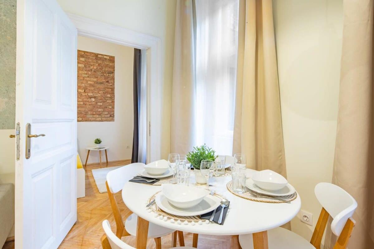Quiet Comfort - Central Buda - B&B Budapest