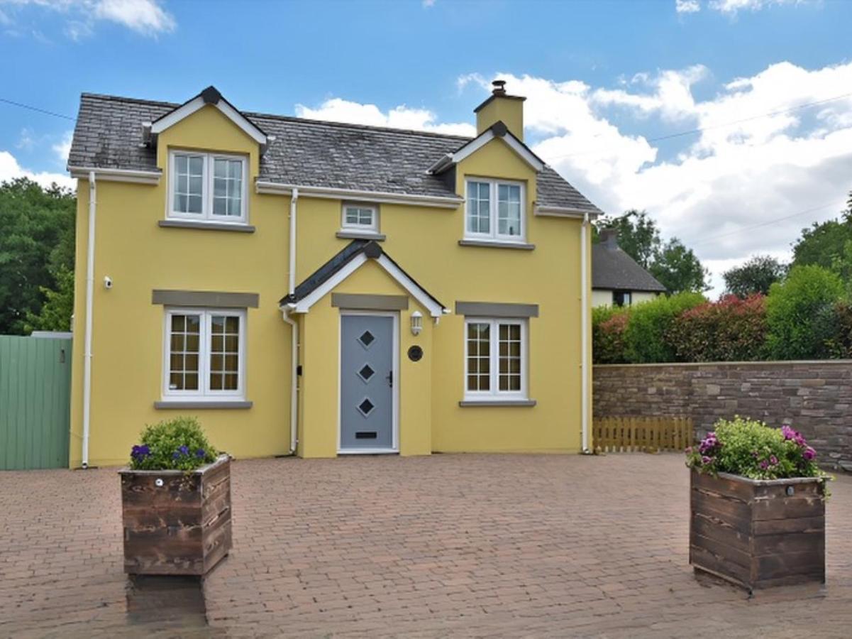 B&B Llangorse - 2 bed in Brecon 87311 - Bed and Breakfast Llangorse