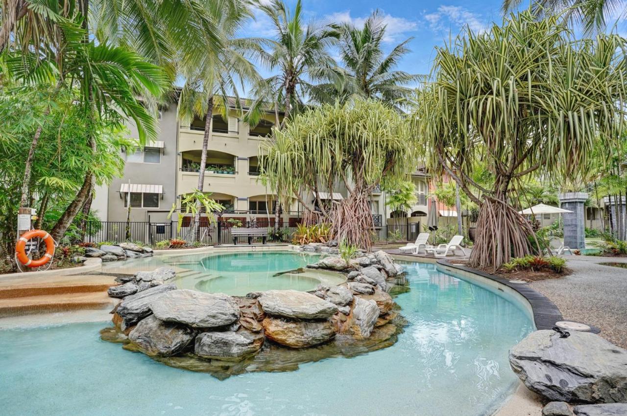 B&B Westcourt - Cairns One Resort Style Living - Bed and Breakfast Westcourt