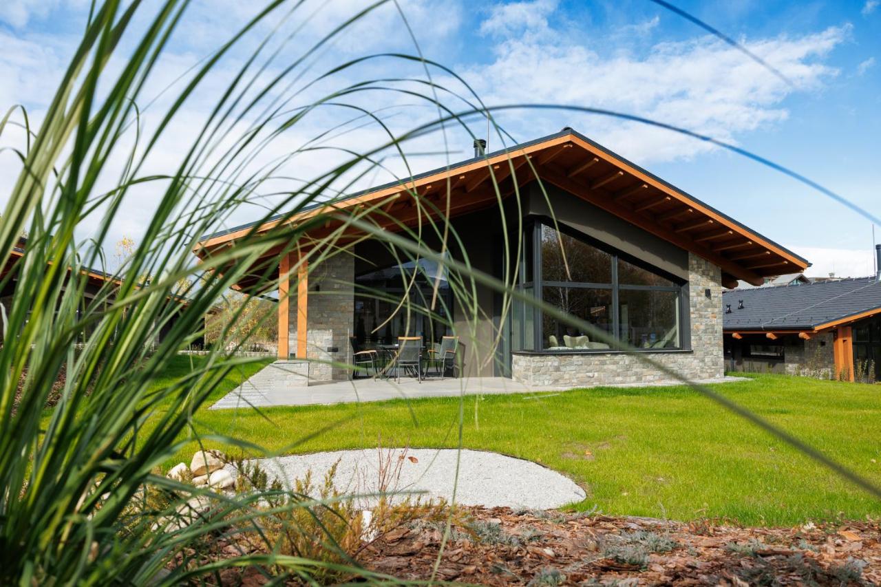 Local Stay Villas - Ferienwohnung
