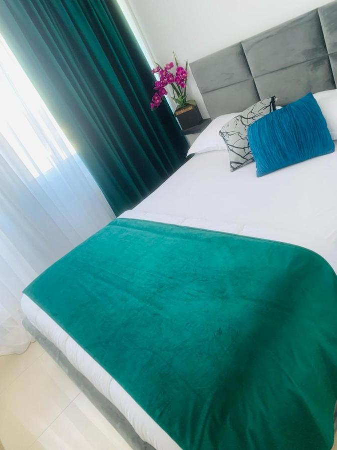 B&B Păuliş - Hotel Golden Ray - Bed and Breakfast Păuliş