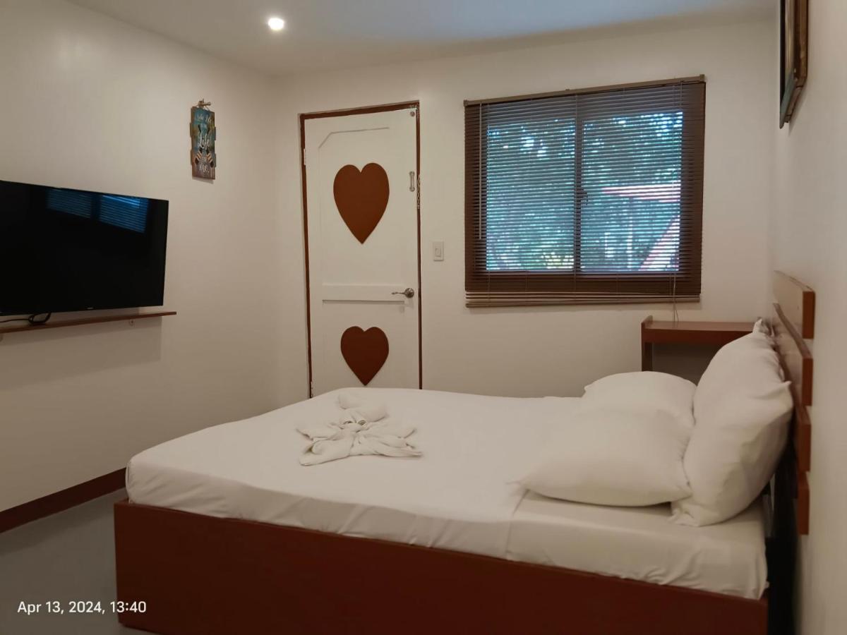 Loboc Nipa Huts Cottages Rental - B&B