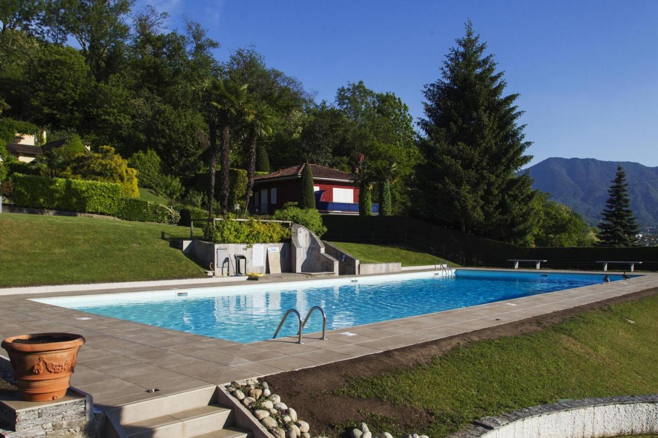 B&B Brezzo - Residenza due Laghi Pool Lake View - Bed and Breakfast Brezzo