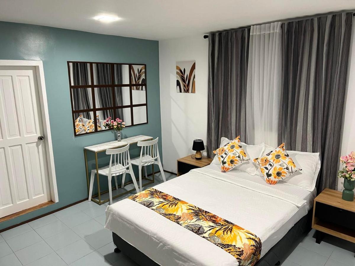 B & B Suite Room - B&B Roxas City