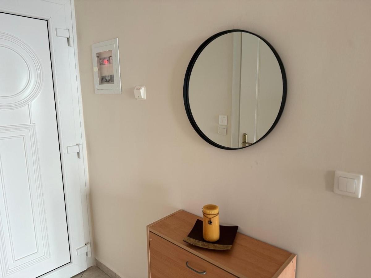 Sea 2 See Paralia Ofryniou - B&B