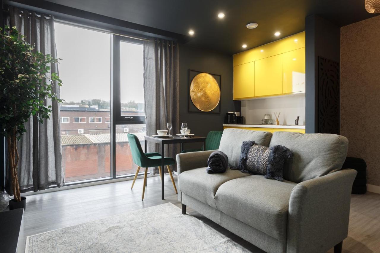 Opulence Studio in Sheffield - B&B