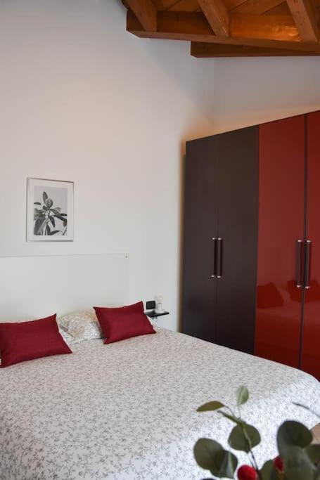 B&B Cadegliano Viconago - CA' GIALLA 5 - sul Lago di Lugano, self check-in e parcheggio - - Bed and Breakfast Cadegliano Viconago