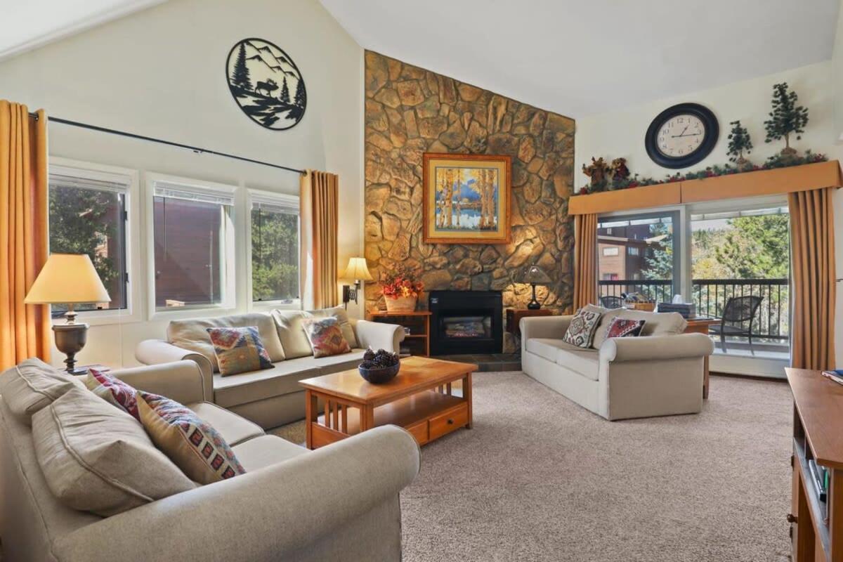 Charming 2BR Condo in the Heart of Breckenridge - B&B