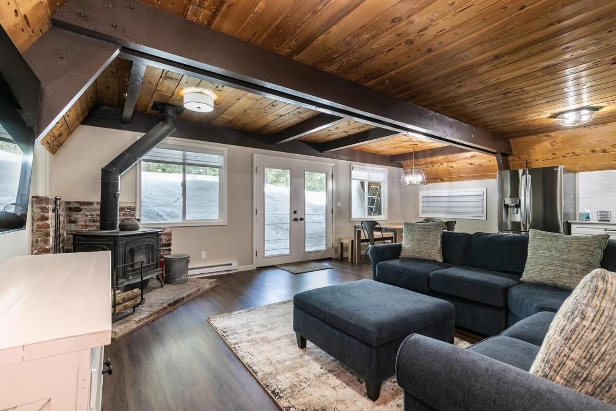 Rustic and Modern 3BDR Tahoe Cabin - Bed and Breakfast Tahoe City