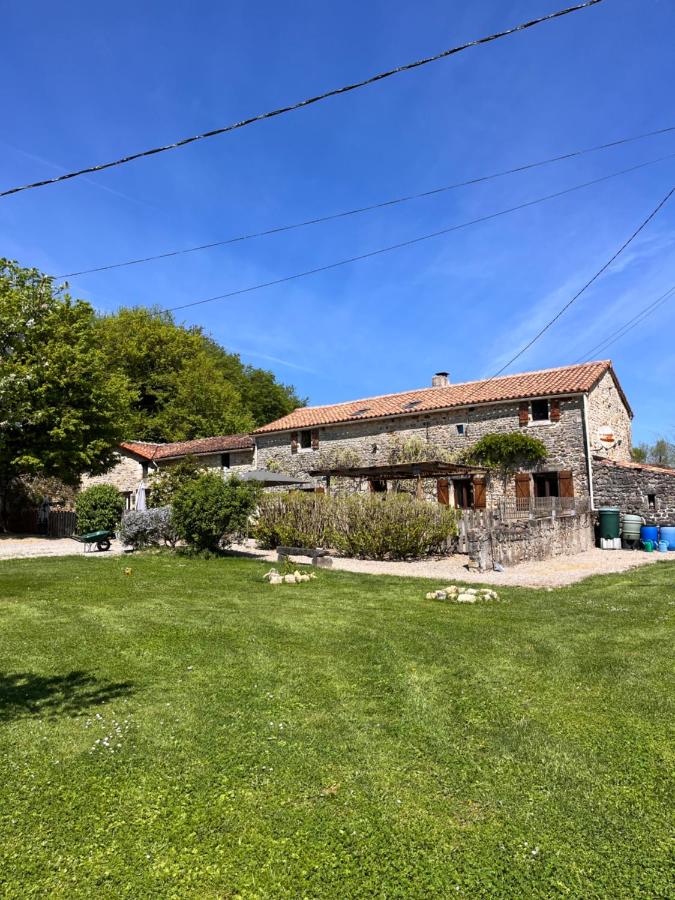 Le Plantier 1 - Bed and Breakfast Beaulieu-sur-Sonnette