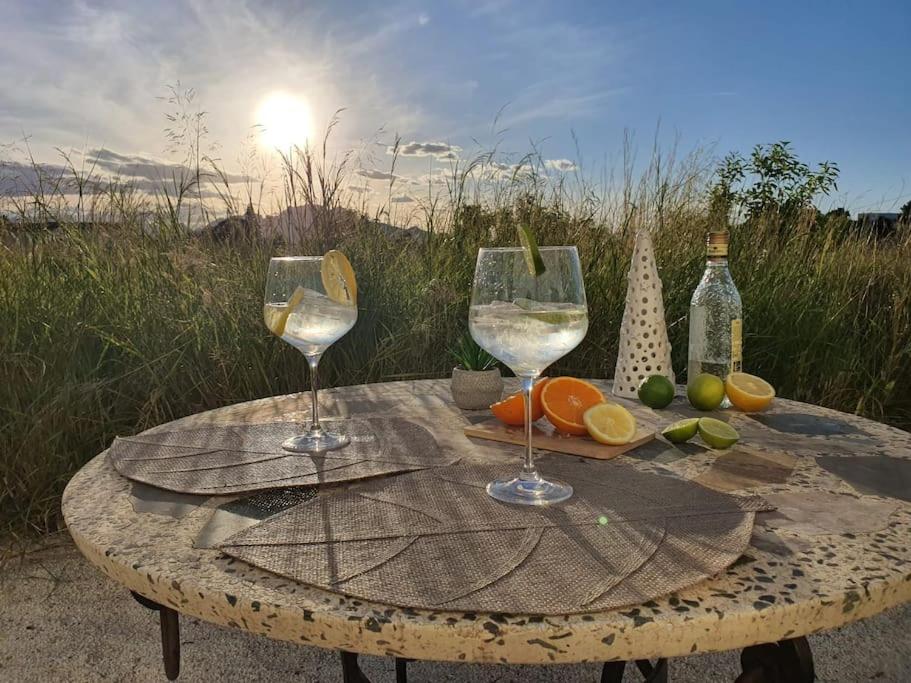 SANCHEZ Y LASERNA STAYS Amplia casa en Denia cerca del mar y la montaña - Chambres d'hôtes La Jara