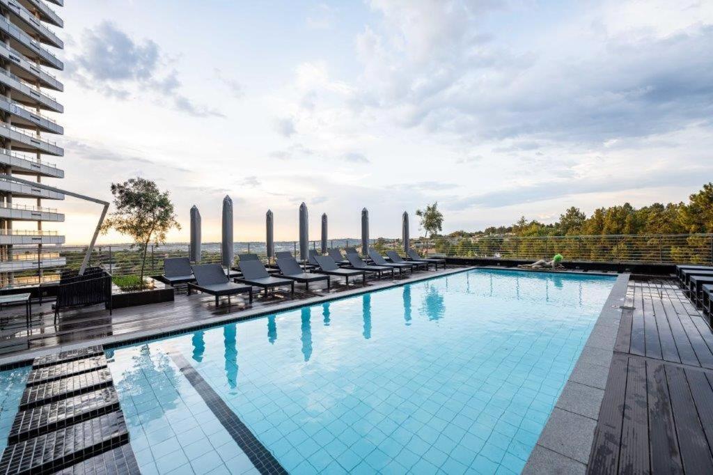 Luxury Apartment Sandton , NO Loadshedding - B&B