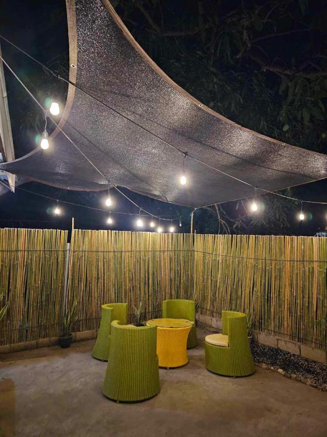 Dani's House Pod Coron - B&B