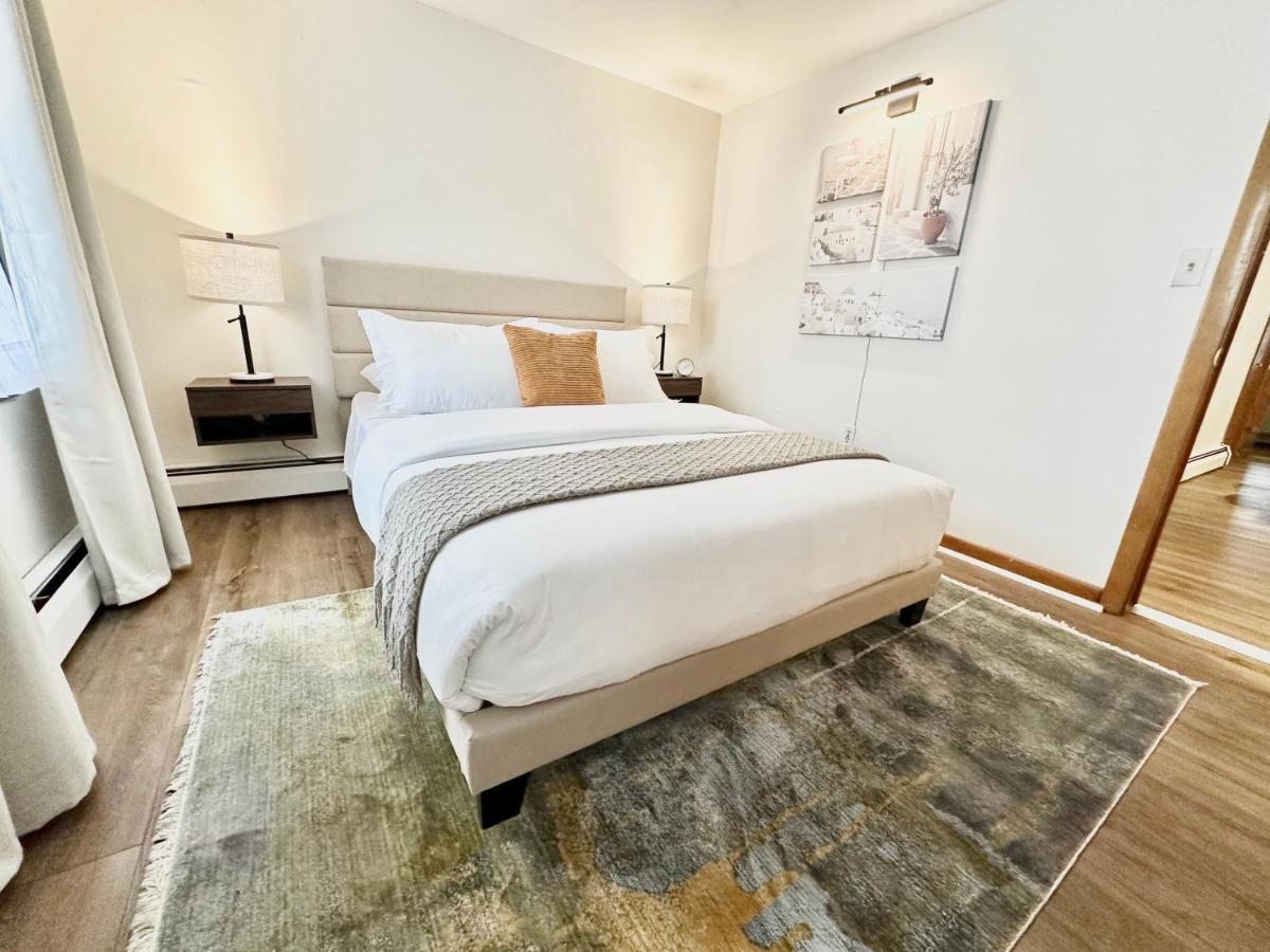 AO Destinations - Wooster Street in Little Italy New Haven - Bed and Breakfast