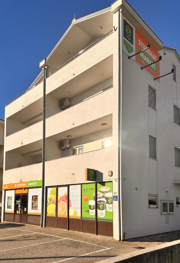 Perica Apartments - B&B Zadar