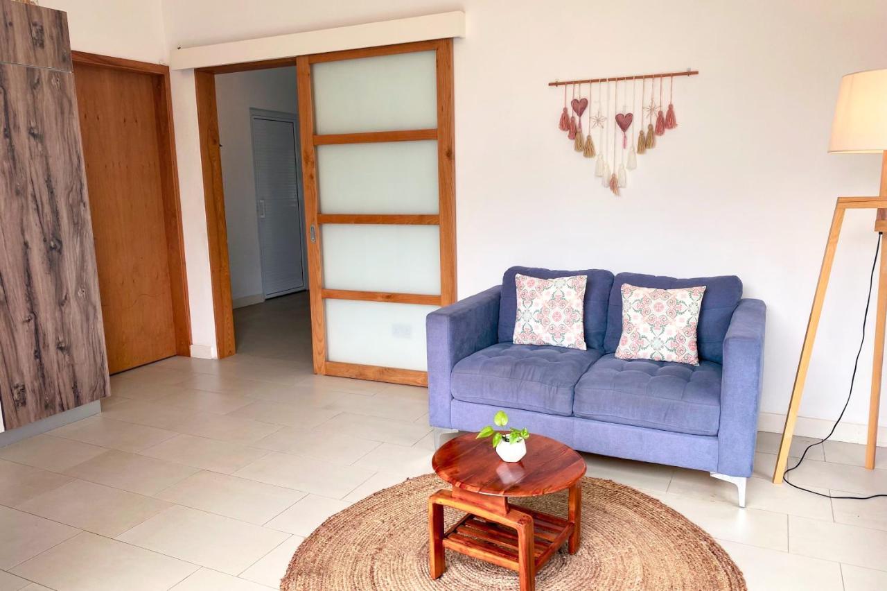 Charming Villa with Private Pool - B&B