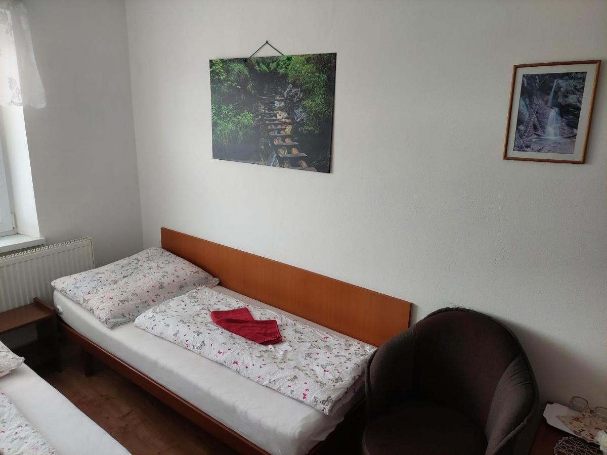 Standard Twin Room with Garden View