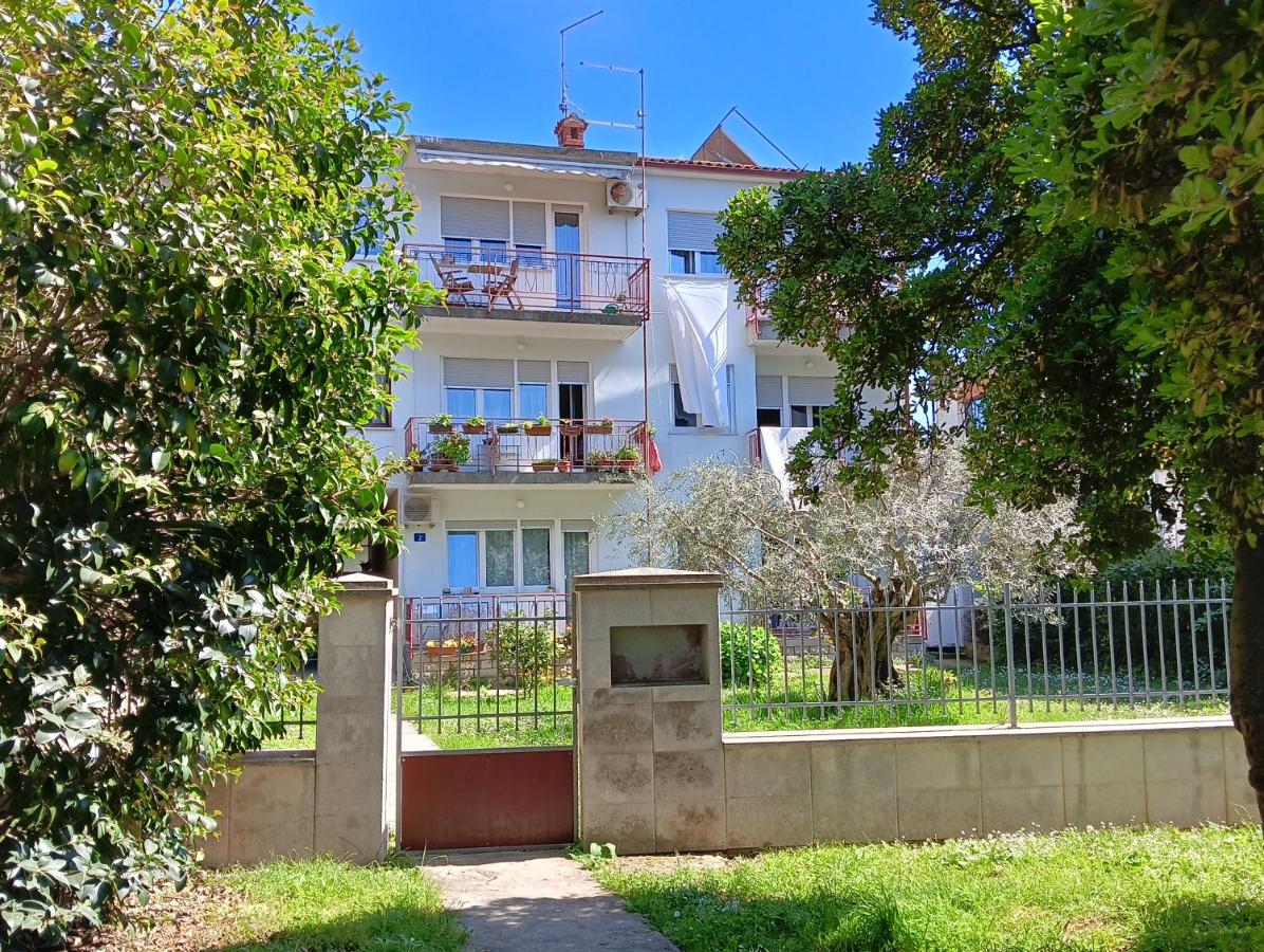 Apartment Lungomare - Bed and Breakfast