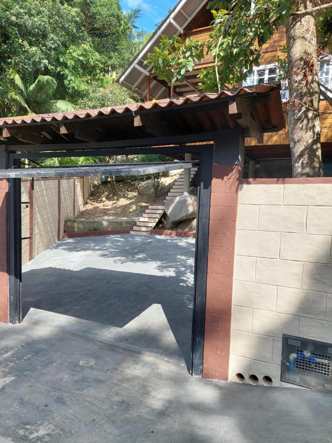 Casa na Praia em Porto Belo - Araçá - B&B Porto Belo