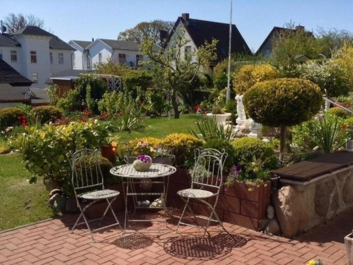 Ferienwohnung in der Villa Regina in Sassnitz - B&B Sassnitz